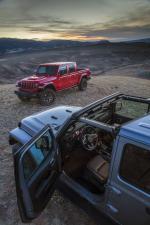 Jeep Gladiator Overland 2019 года (NA)